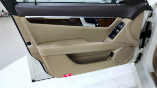 Used 2012 Mercedes-Benz C 300 4MATIC Sedan image 19