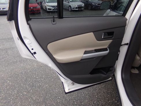 Used 2014 Ford Edge Limited w/ Equipment Group 302A image 37