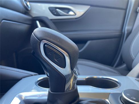 Used 2023 Chevrolet Blazer LT image 16