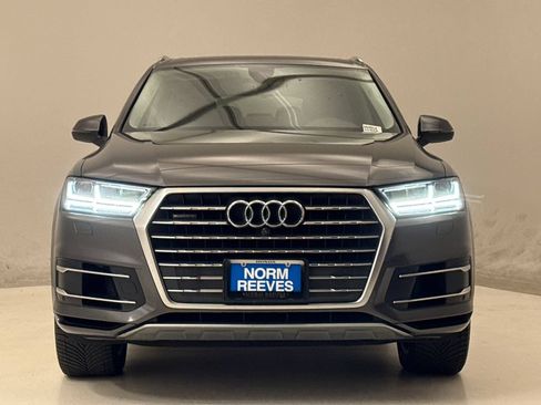 Used 2019 Audi Q7 3.0T Premium Plus w/ Premium Plus Package AWD/4WD image 3