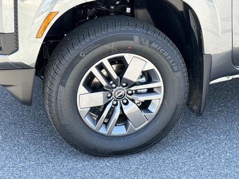 New 2026 Nissan Frontier SV w/ All-Weather Content Package AWD/4WD image 7