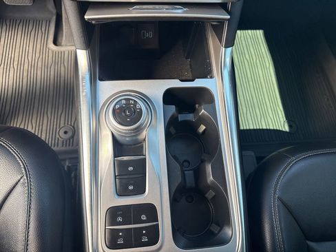 Certified 2021 Ford Explorer XLT w/ Equipment Group 202A RWD image 21