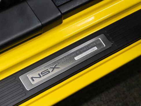 Used 2000 Acura NSX T RWD image 20