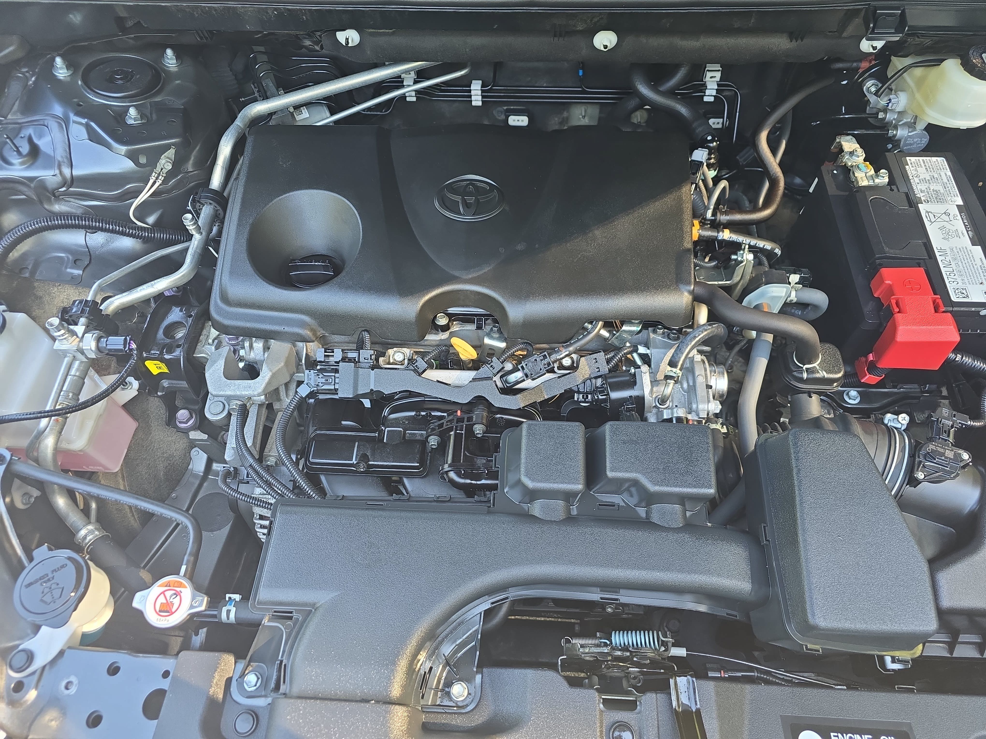 Used 2022 Toyota RAV4 LE FWD image 32