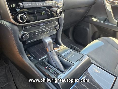 Used 2023 Lexus GX 460 Premium AWD/4WD image 24