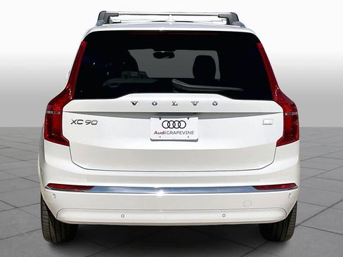 Used 2023 Volvo XC90 T8 Plus w/ Protection Package image 5