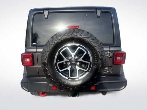Used 2025 Jeep Wrangler Unlimited Rubicon image 5