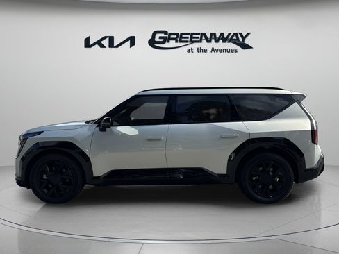 New 2026 Kia EV9 Land w/ Nightfall Edition Package image 2