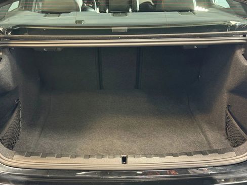 Used 2019 BMW 330i xDrive Sedan w/ Driving Assistance Package image 21