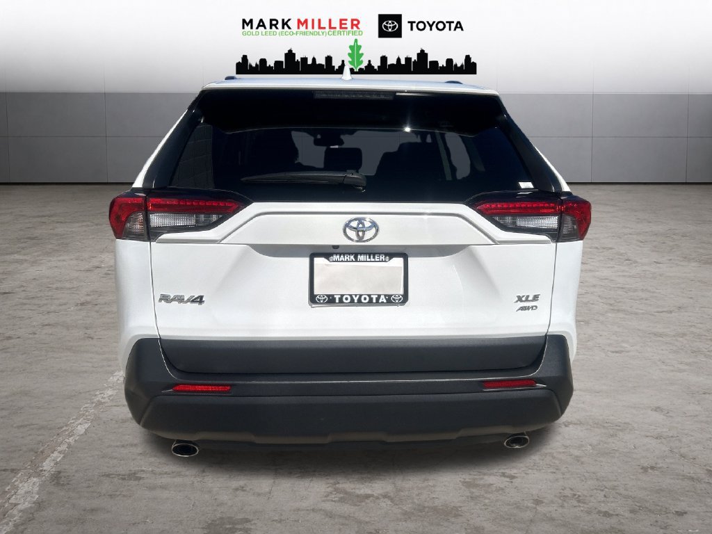 Certified 2025 Toyota RAV4 XLE AWD/4WD image 4