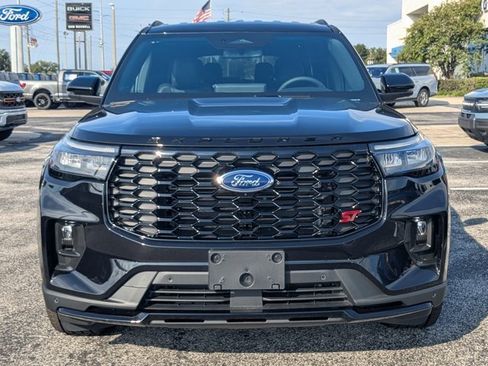 New 2025 Ford Explorer ST image 11