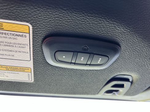 Used 2022 Jeep Wrangler Unlimited Sport image 31