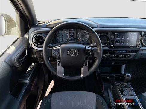 Used 2021 Toyota Tacoma TRD Sport AWD/4WD image 23