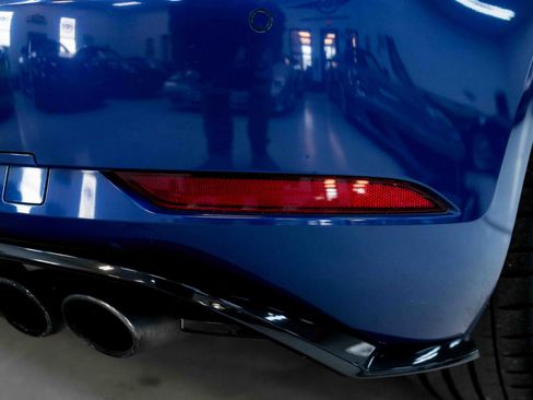 Used 2018 Volkswagen Golf R 4-Door image 22