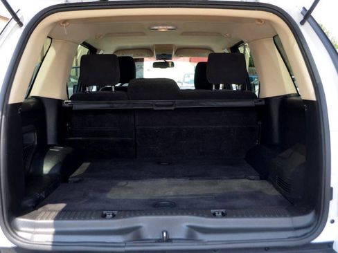 Used 2010 Ford Explorer XLT image 20