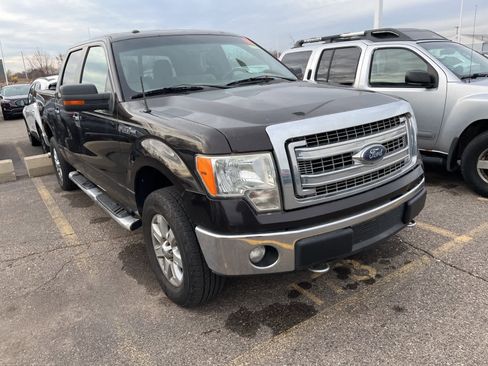 Used 2013 Ford F150 XLT w/ Luxury Equipment Group image 21