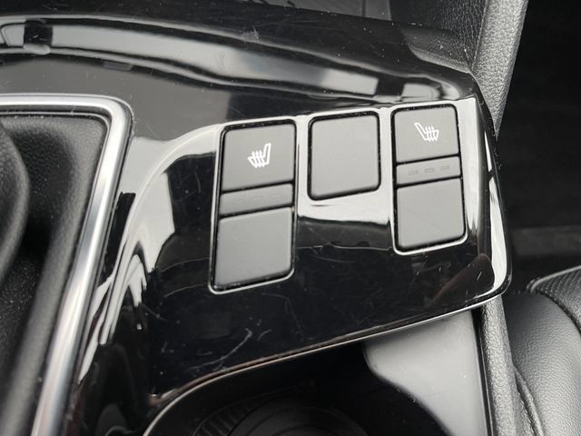 Used 2023 Kia Sportage EX FWD image 19