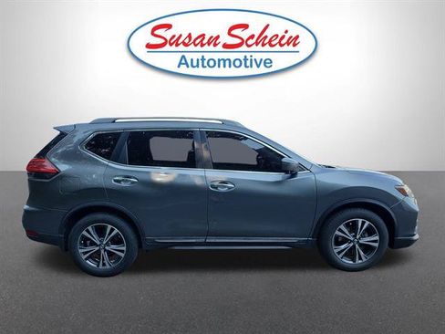 Used 2017 Nissan Rogue SL w/ SL Premium Package FWD image 22