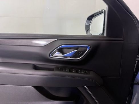 Used 2023 GMC Yukon AT4 w/ AT4 Premium Package AWD/4WD image 30