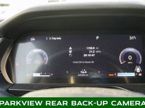 Used 2023 Jeep Grand Cherokee Limited w/ Luxury Tech Group II image 28