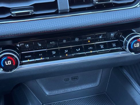 New 2026 Chevrolet Equinox RS w/ Convenience Package III image 20