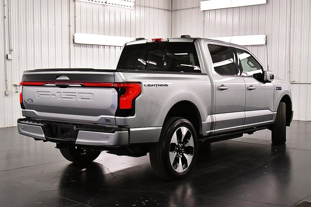 Used 2024 Ford F150 Lightning Platinum AWD/4WD image 7