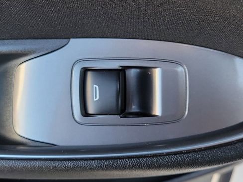 Used 2022 Chevrolet Malibu LT image 16