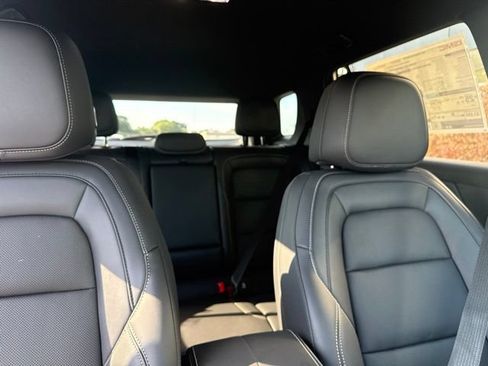 New 2027 GMC Terrain Elevation w/ Elevation Premium Package AWD/4WD image 24