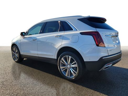 Certified 2024 Cadillac XT5 Premium Luxury w/ Technology Package image 3
