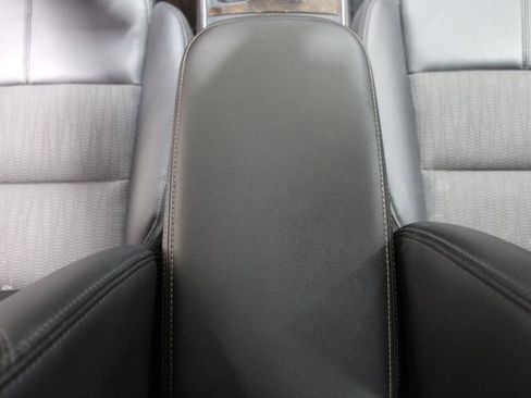 Used 2014 Chevrolet Impala LT w/ Convenience Package image 33