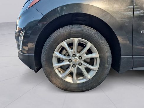 Used 2018 Chevrolet Equinox LT AWD/4WD image 9