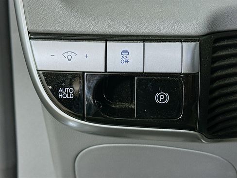 Used 2023 Hyundai Ioniq 5 SE image 17