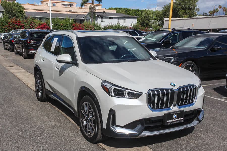 Used 2026 BMW X1 xDrive28i AWD/4WD image 5
