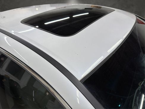 Used 2015 Honda Accord EX-L image 10