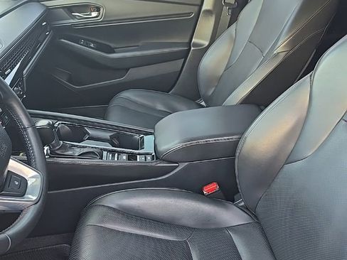 Used 2025 Honda Accord Touring image 9