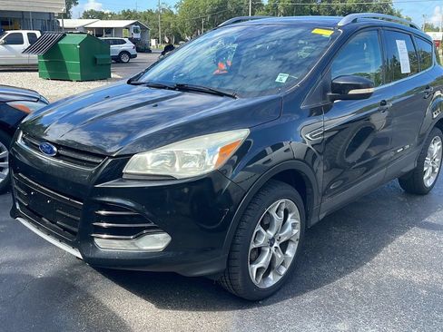 Used 2014 Ford Escape Titanium FWD image 5