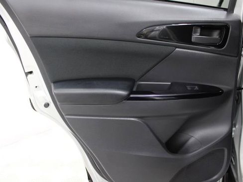 Used 2023 Mitsubishi Eclipse Cross LE image 19