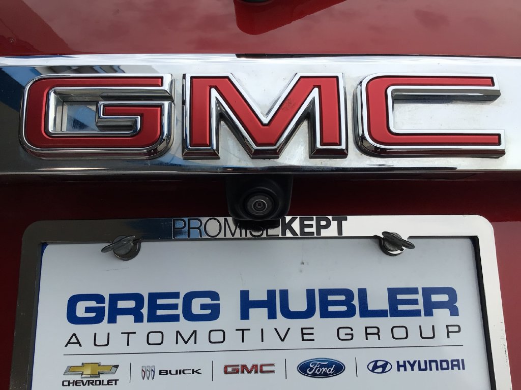 Used 2023 GMC Acadia SLT w/ Technology Package AWD/4WD image 48