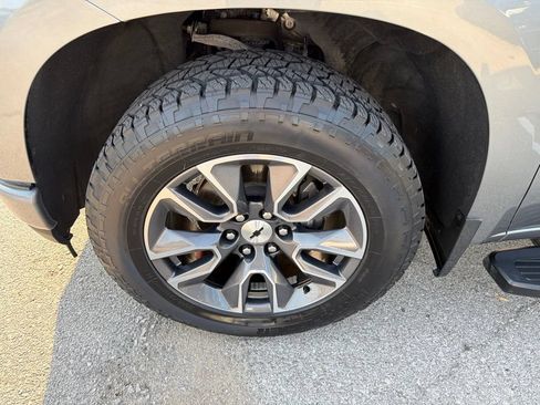 Used 2021 Chevrolet Silverado 1500 RST AWD/4WD image 9