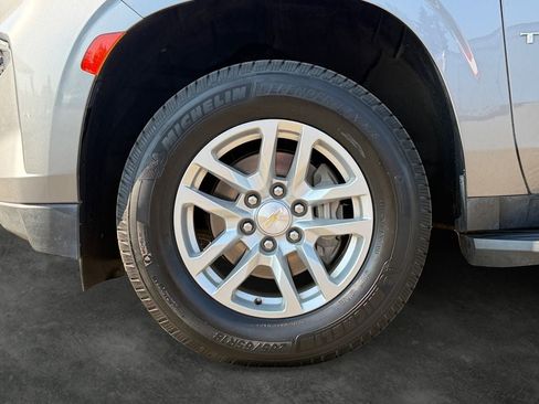 Used 2021 Chevrolet Tahoe LT w/ Rear Media and Nav Package RWD image 4