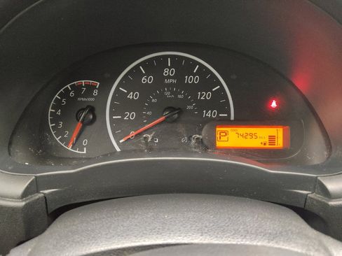 Used 2018 Nissan Versa S Plus FWD image 23
