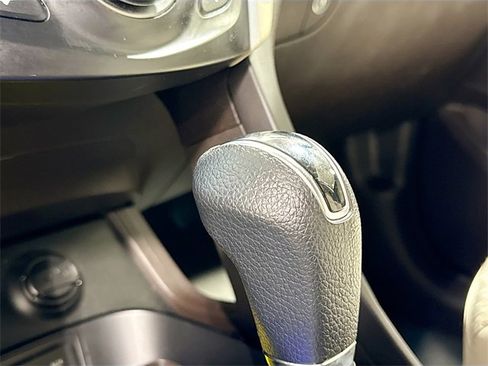 Used 2018 Hyundai Santa Fe Sport image 18