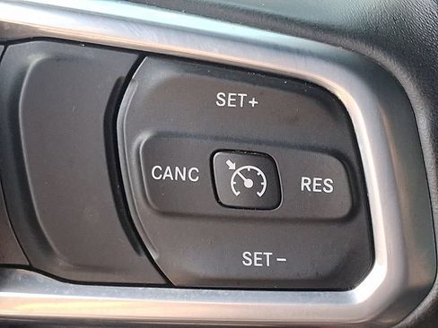 Used 2019 Jeep Wrangler Unlimited Rubicon AWD/4WD image 23