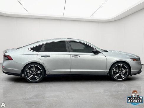 Used 2024 Honda Accord Sport image 6