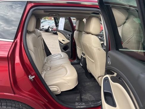 Used 2020 Buick Envision Essence image 14