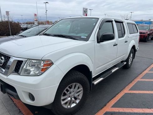 Used 2016 Nissan Frontier SV image 20