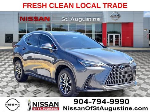 Used 2025 Lexus NX 250 FWD w/ Towing Package (2000 Lbs) image 1