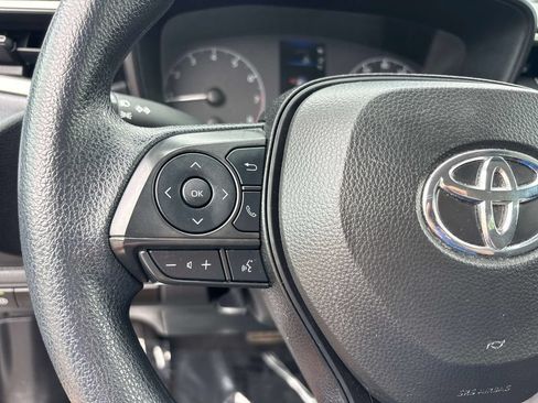Used 2024 Toyota Corolla LE FWD image 18