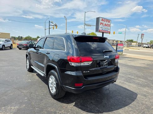 Used 2020 Jeep Grand Cherokee Laredo AWD/4WD image 5