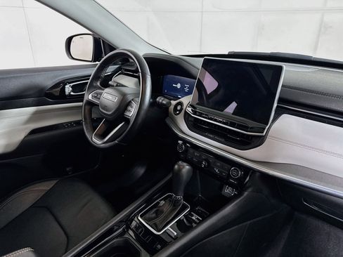 Used 2022 Jeep Compass Limited w/ Elite Group image 30